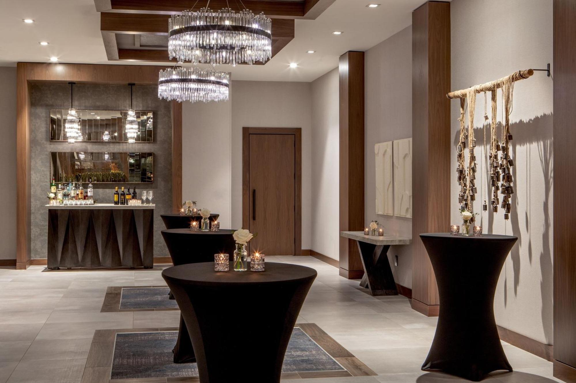 The Artisan At Tuscan Village, Salem, Nh, A Tribute Portfolio Hotel Exterior foto